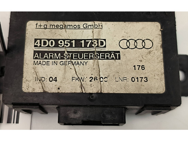 Pojistková skříňka Блок управления сигнализации 4D0951173D   Audi A8 S8 D2 4D 1997