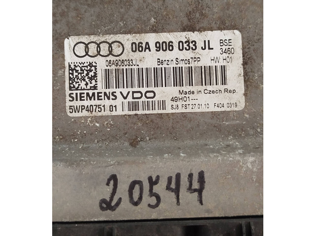 Řídící jednotka 06a906033jl, 5wp40751   Audi A3 S3 8P 2009