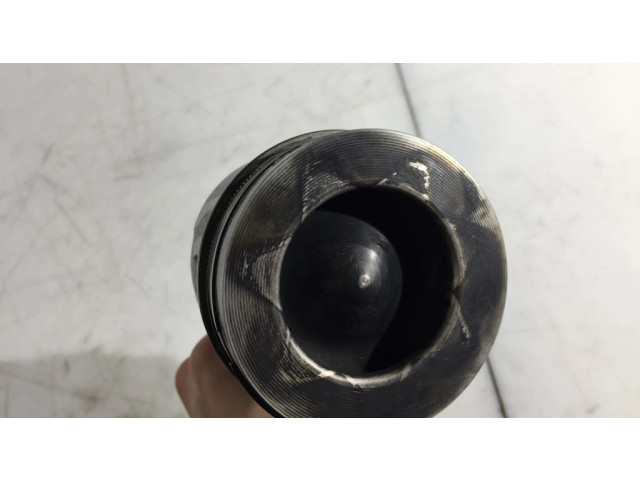 Píst 75L101   Ford Connect  pro naftový motor 1.6  