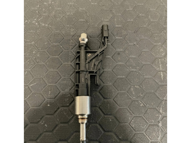 Vstřikovač 0261500539   BMW 2 F22 F23  pro benzínový motor 2.0  