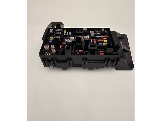   Pojistková skříňka 68430153AB, 9657042034   Ram 1500 2021