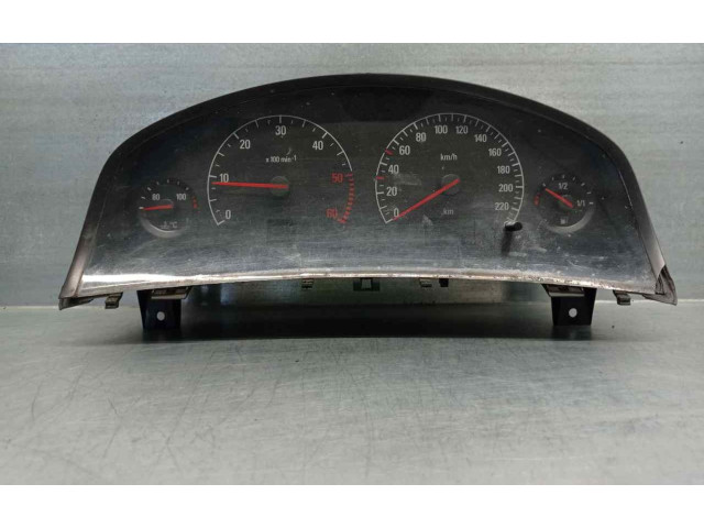 Přístrojová deska  Opel Vectra B 2002 09180285WQ, 110080123015  