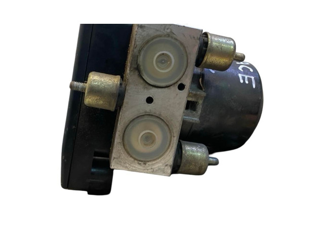 Jednotka ABS 4451026030   Toyota Hiace (H200) 2008