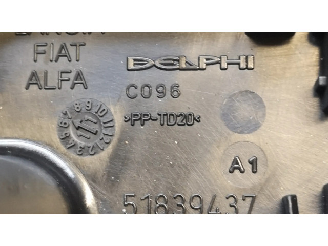   Pojistková skříňka 51867697, 51839437   Fiat Doblo 2010