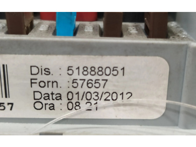 Pojistková skříňka Řídící jednotka BSM 57657, 51888051   Lancia Musa 2012