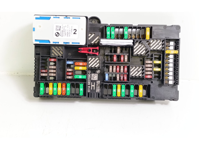 Блок предохранителей 6837090, 6839218   BMW 5 G30 G31    