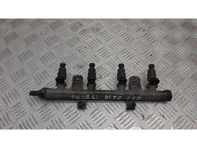 Vstřikovací lišta 35310-22600   Hyundai Getz  pro benzínový motor 1.1  