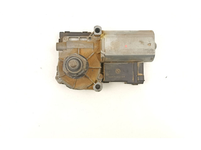 Моторчик заднего дворника 55154787, 53350712    Jeep Cherokee