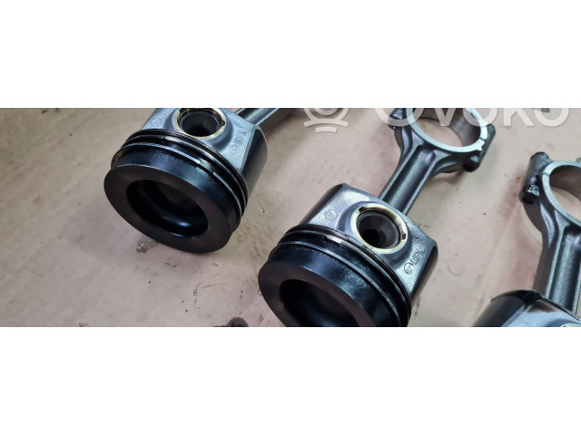 Ojnice  04L105401A    Audi A5  