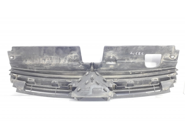 Передняя решётка Citroen C5 2001-2004 года 9636751980      