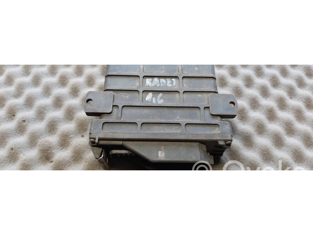 Řídící jednotka 90269400, 5WK6200   Opel Kadett E 1990