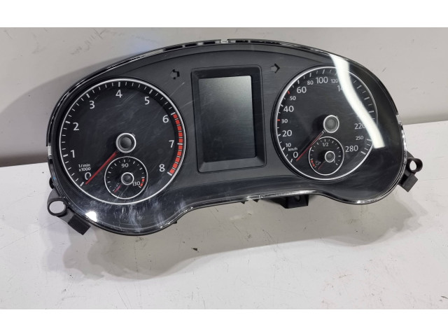 Přístrojová deska  Volkswagen Jetta VI 2012 5C6920871, ZYS0001204  