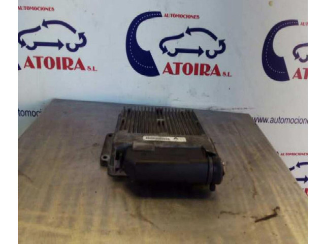 Řídící jednotka 7700102990   Renault Clio I 1996