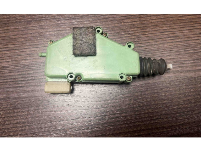 Двигатель центрально замка    701959783, 701959783   Volkswagen Transporter - Caravelle T4