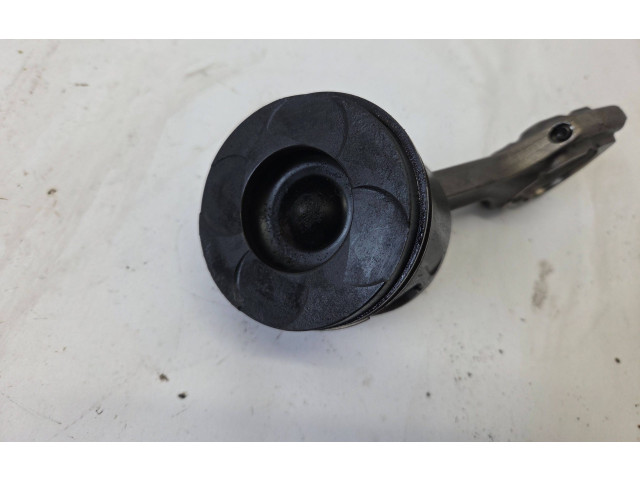  Поршень A20DTH fm1gm664  Saab 9-5  