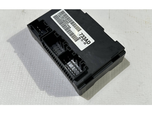 Блок управления коробкой передач 05150733AD   Jeep Grand Cherokee