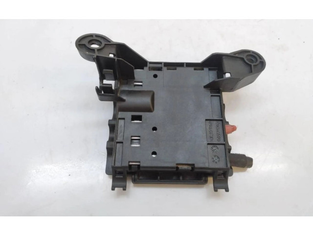 Блок предохранителей 4G0937517, 4G0937517   Audi A6 Allroad C7    