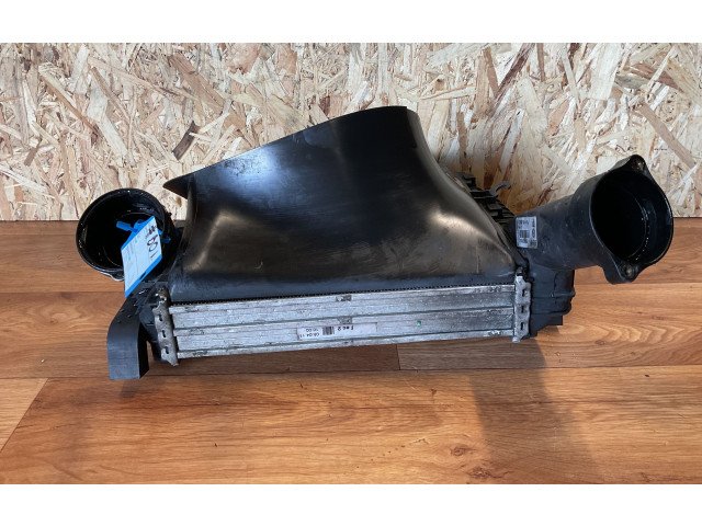 Интеркулер  7L0117339   Volkswagen Touareg II 