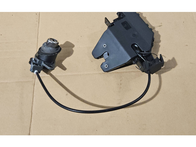 Замок багажника 51247840617    BMW 3 E46 1998 - 2005 года
