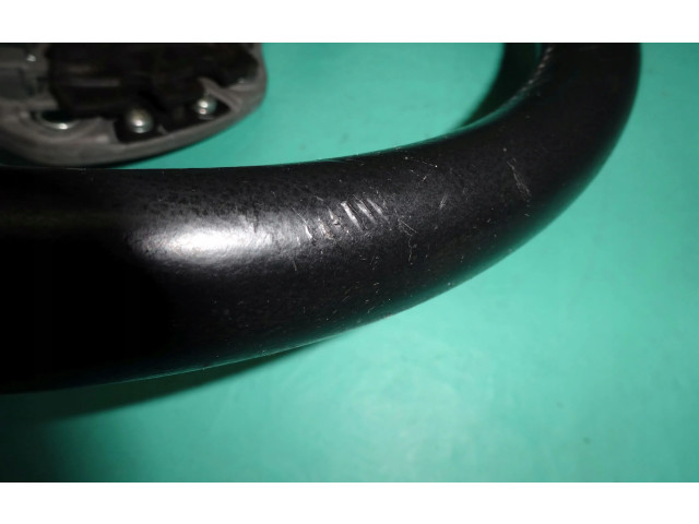 Volant Nissan Micra 2011 1067338  