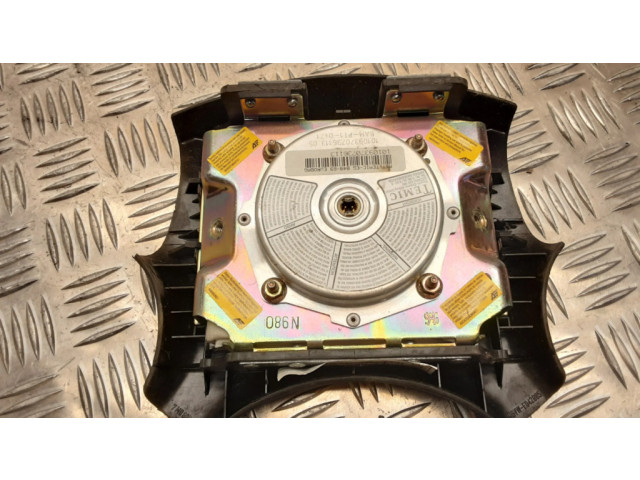 Подушка безопасности водителя 95VWF042B85CA   Seat Toledo II (1M)