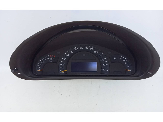 Přístrojová deska  Mercedes-Benz C W203 2003 A2035400711, 110008896  