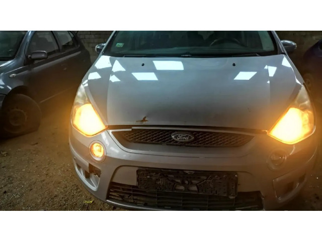 Vstřikovač 4M5Q9F593AD, 4M5Q-9F593-AD   Ford S-MAX  pro naftový motor 1.8  