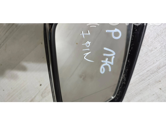 Zpětné zrcátko  Mercedes-Benz A W176 2017  A1768100216, 1711141147  