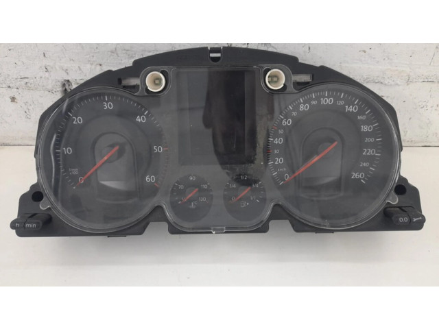 Панель приборов 3C0920870Q   Volkswagen PASSAT B6       
