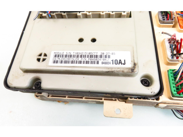 Блок предохранителей  P04602410AJ   Chrysler 300M    
