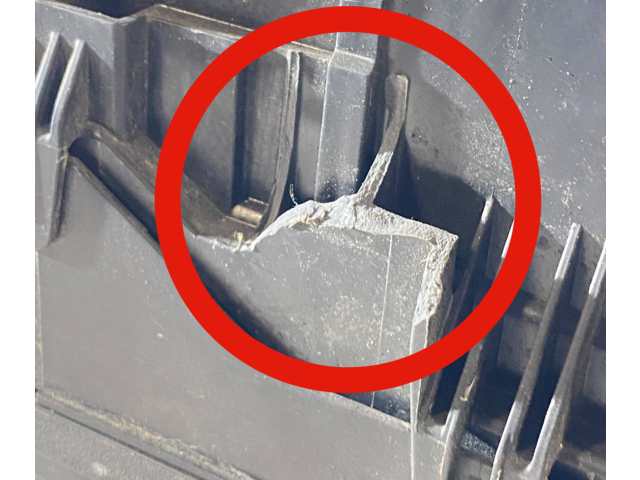 Блок предохранителей  84300718, 84809671   Chevrolet Equinox    