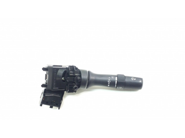 Переключатель дворников 846520K061   Toyota Hilux (AN10, AN20, AN30)
