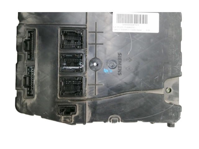 Pojistková skříňka Řídící jednotka BSM 8200306434, S118400220B   Renault Scenic RX 2005