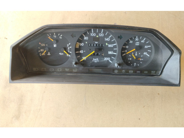 Přístrojová deska  Mercedes-Benz E W124 1992 1245438521  