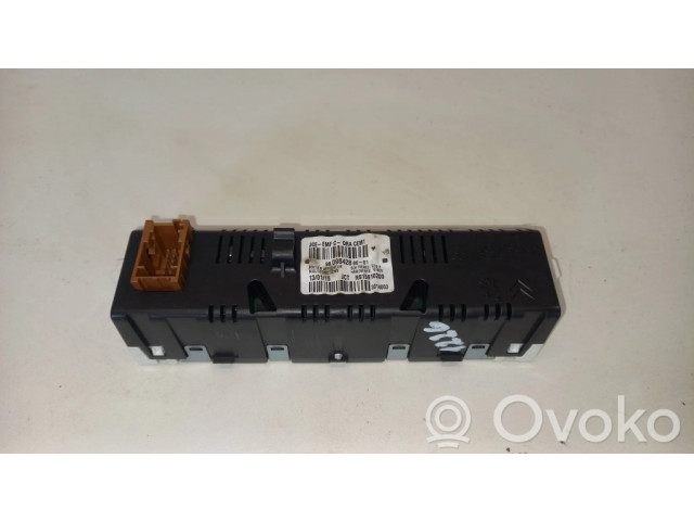Дисплей    9809842880, MS159102   Citroen Jumpy