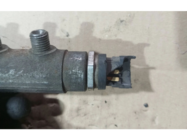 Vstřikovací lišta 30777554, 002844   Volvo S80    D5244T4 