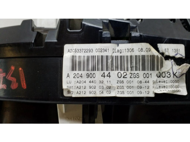 Přístrojová deska  Mercedes-Benz C W204 2009 A2049004402, A2044403211  
