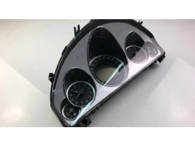 Панель приборов A2129001810   Mercedes-Benz E W212       