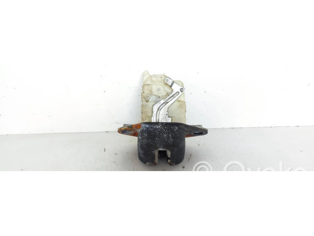Замок багажника     Subaru Impreza III 2008-2011 года
