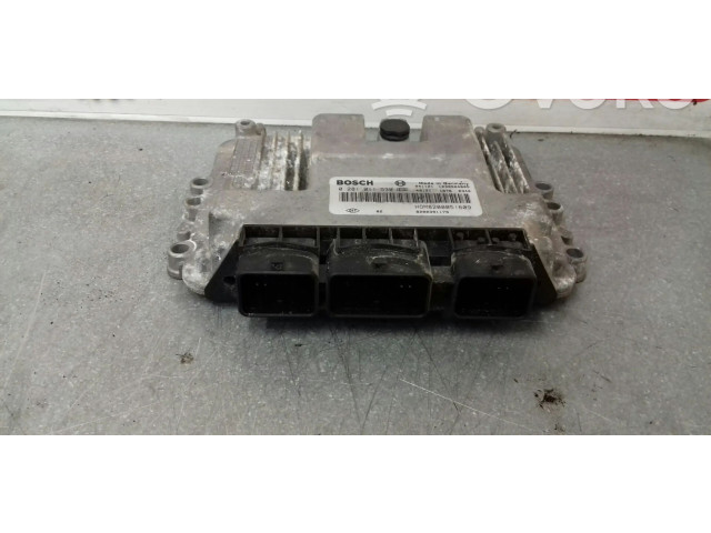 Блок управления двигателя 0281011530   Nissan Primastar