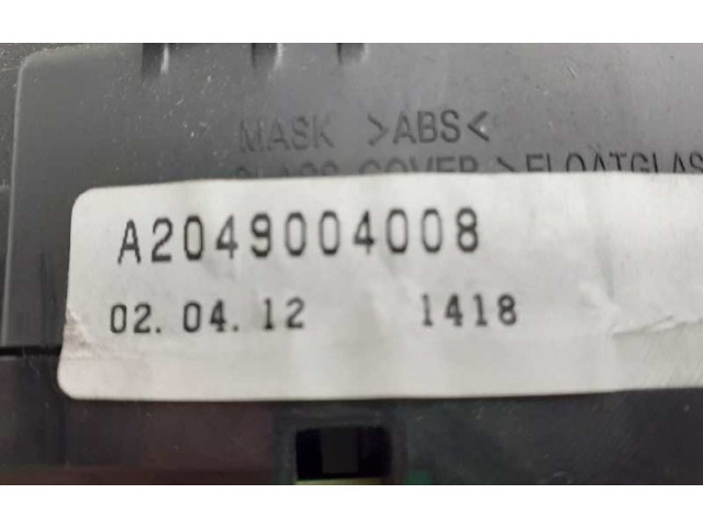 Přístrojová deska  Mercedes-Benz C W203 2007 A2049004008, A2C53435305  