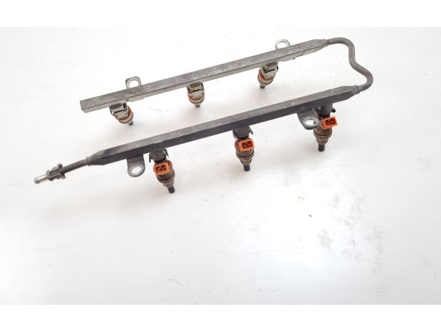 Комплект форсунок INP060, BDH182    Chrysler Stratus  6G73 