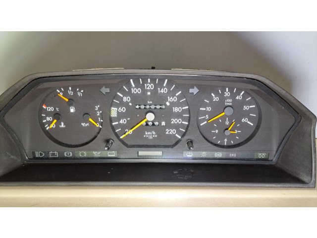 Přístrojová deska  Mercedes-Benz E W124 1994 1244403911, 110008652001  