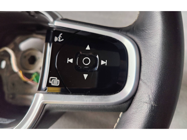 Volant Volvo V60 2020 32227371, 1928510718  