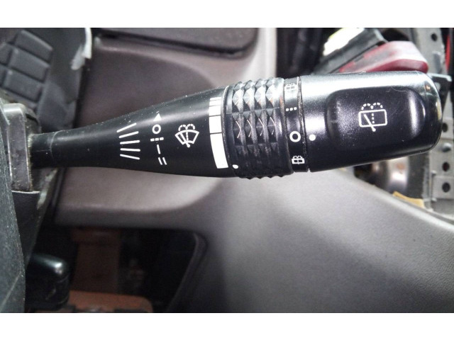 Ручка стеклоочистителей    Mitsubishi Montero