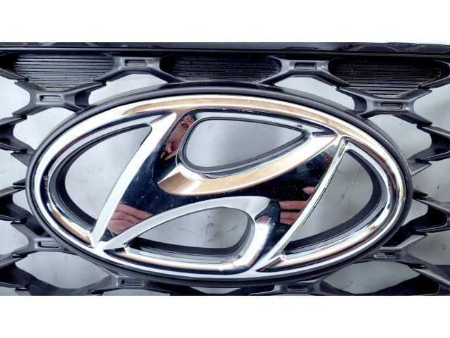 Верхняя решётка Hyundai Kona I 2017-2023 года 86352J9100      