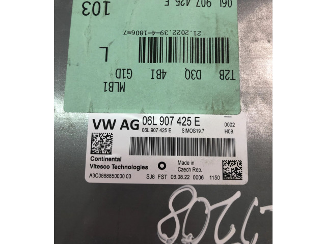 Řídící jednotka 06L907425E   Audi A4 S4 B9 8W 2018