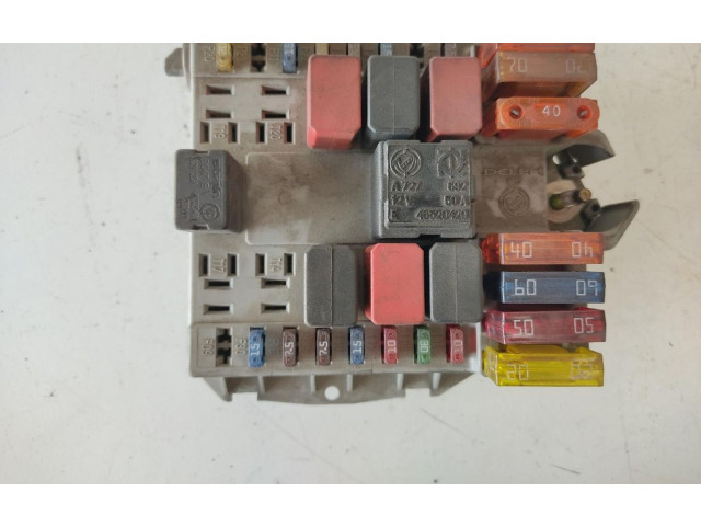 Блок предохранителей 46760257   Fiat Punto (188)    