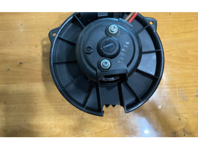 Вентилятор печки    0130111202, MF0160700361   Audi A6 S6 C6 4F