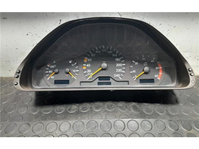 Přístrojová deska  Mercedes-Benz E W210 1995 A2105401448  